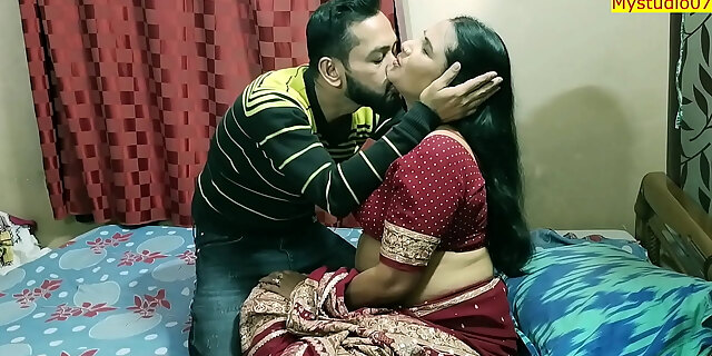 640px x 320px - Indian XXX MILF Bhabhi Real Sex With Husband Close Friend! Clear Hindi  Audio 14:29 XXX Porno Videos